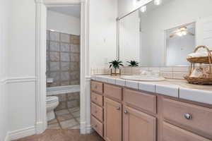 Main floor full bath