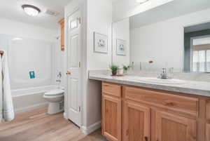 Basement Full bathroom