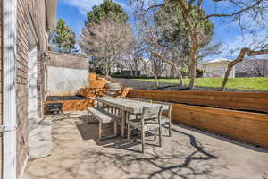 View of patio / terrace with outdoor dining area