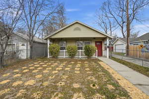 View of front facade with a porch