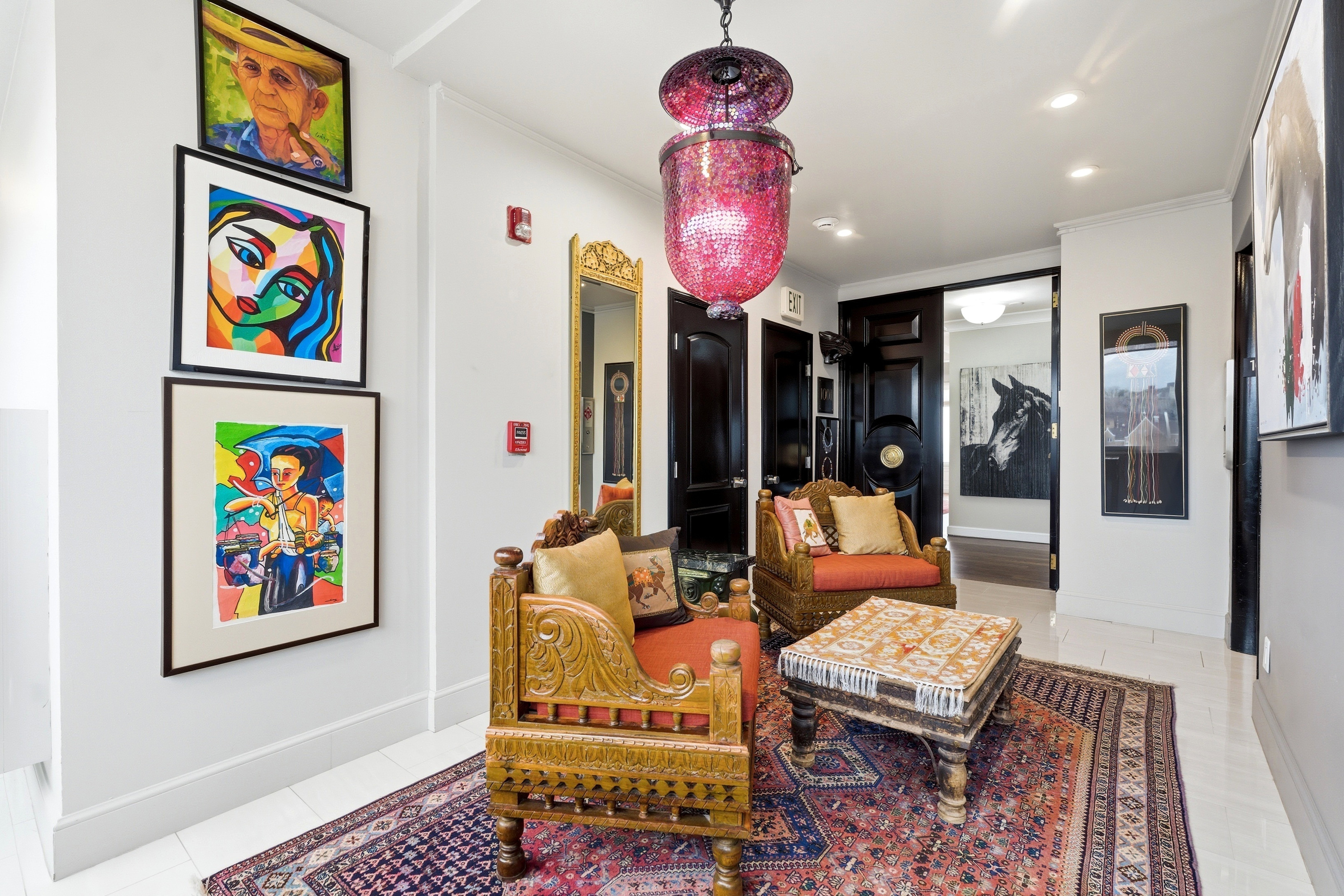 Sitting room featuring recessed lighting and crown molding