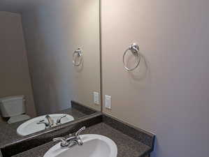 Basement 1/2 Bathroom