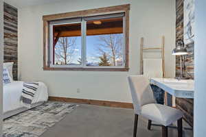 Bedroom with baseboards