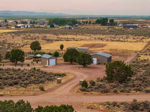 Overview of rural landscape with a mountainous background