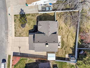 Birds-eye view of Home and fully fenced yard