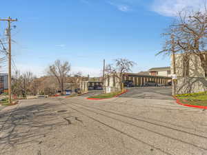 Wide streets for extra street parking