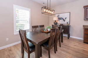 Spacious Dining Area
