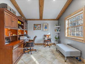 Flex room off primary suite