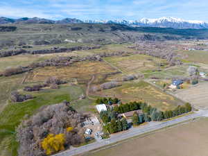 Overview of rural landscape with a mountainous background