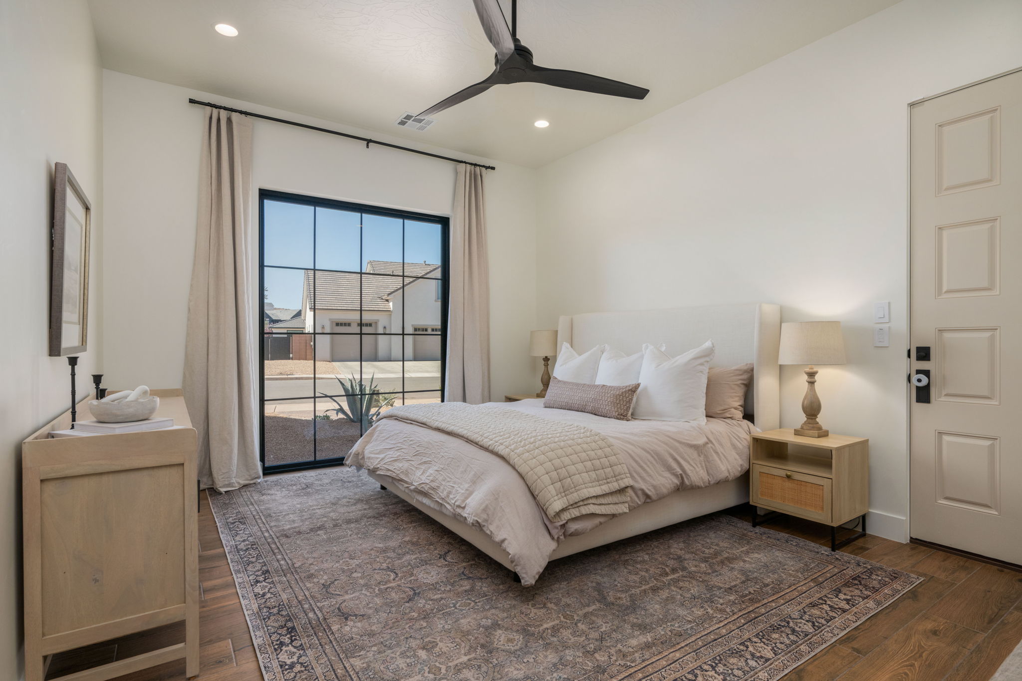Bedroom with access to outside, a ceiling fan, dark wood-style floors, and recessed lighting