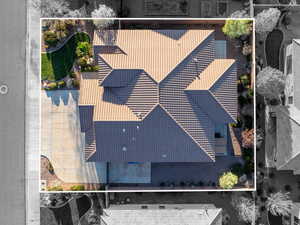 View from above of property with property boundaries highlighted