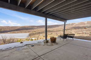 View of patio / terrace with a mountain view