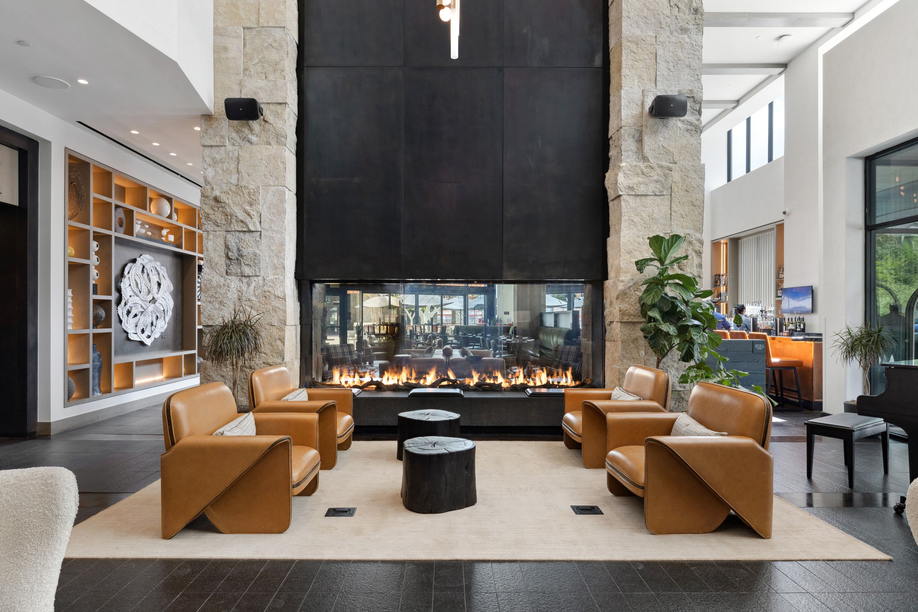 Lobby with a high ceiling
