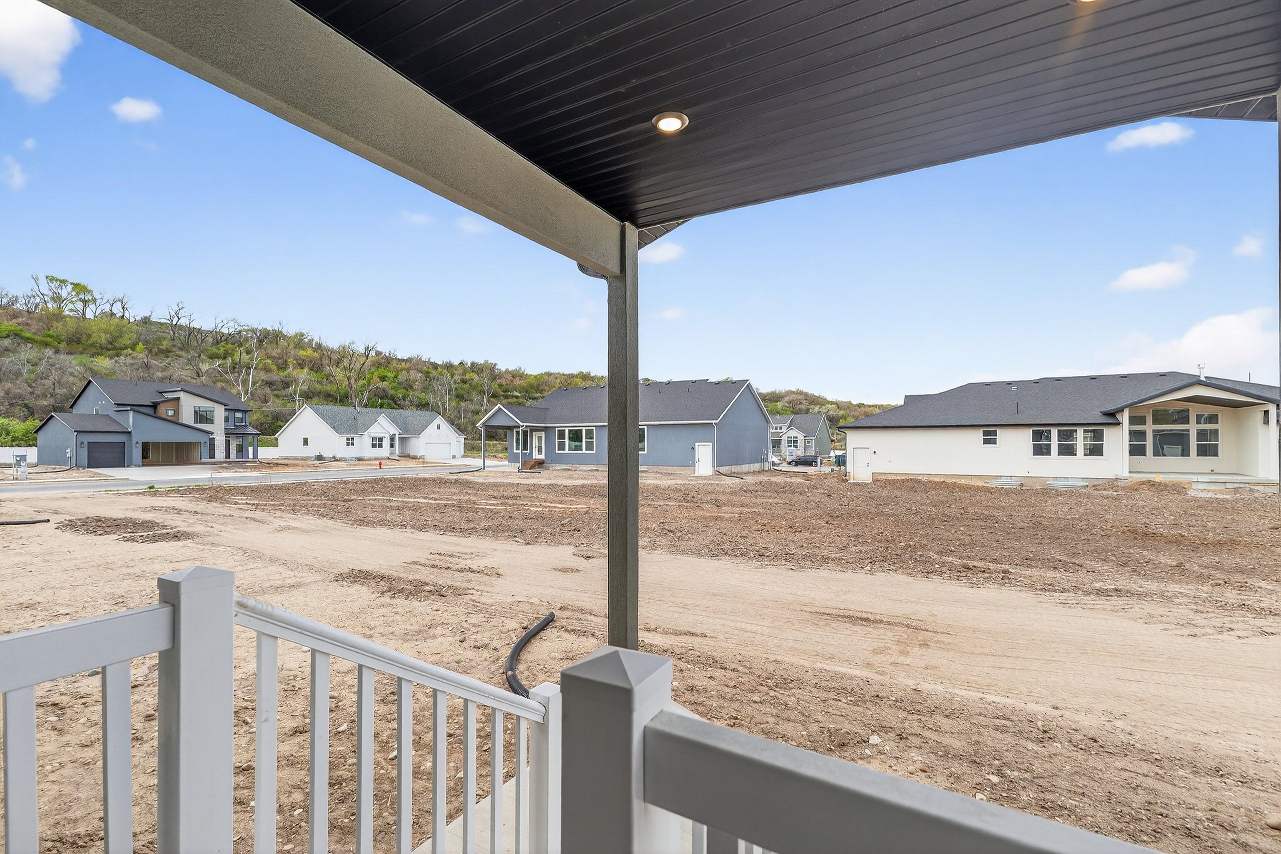 View of yard featuring a residential view
