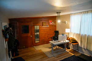 Large detatched garage studio space