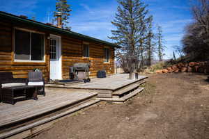 Deck featuring grilling area