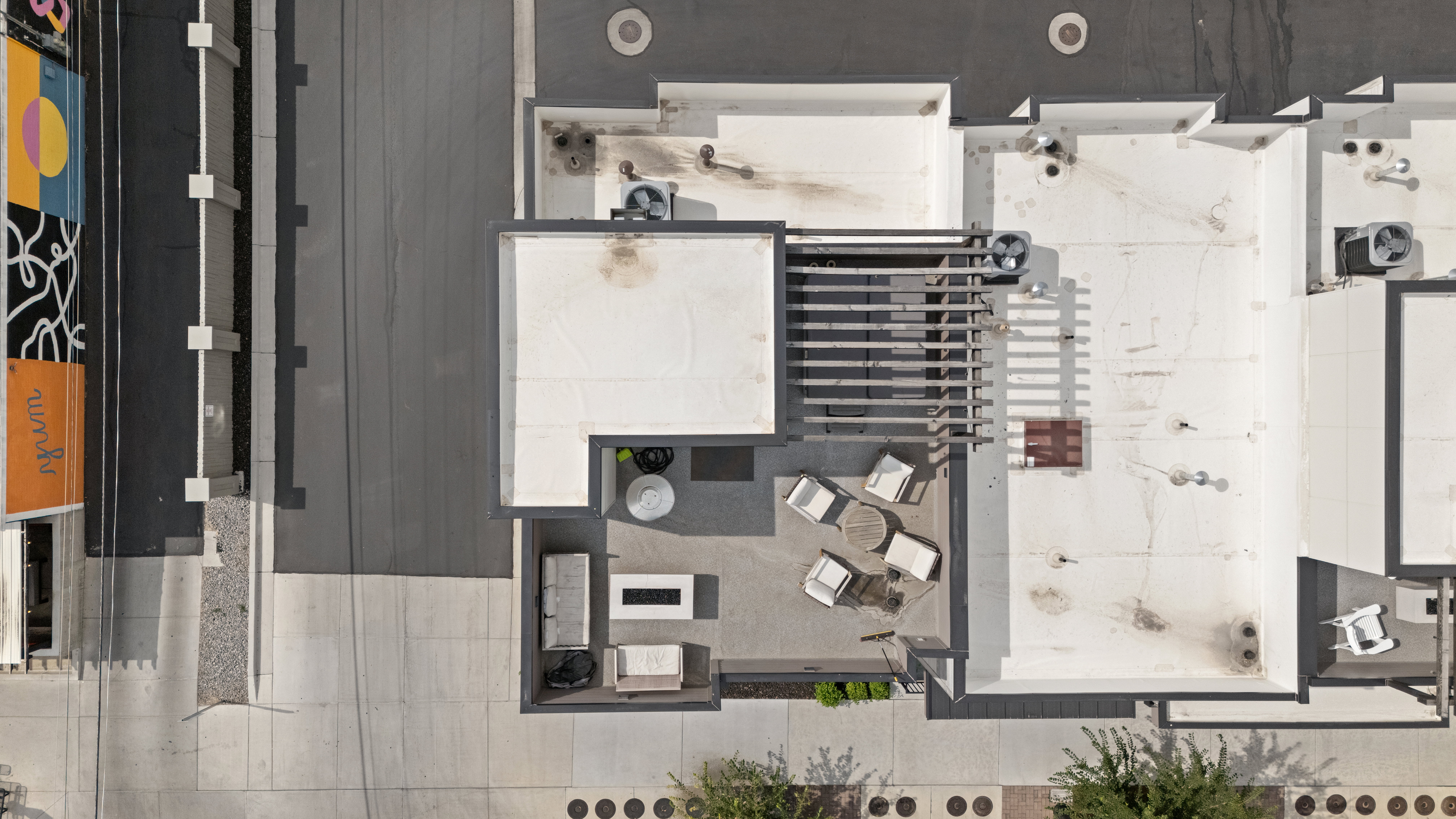 Drone / aerial view