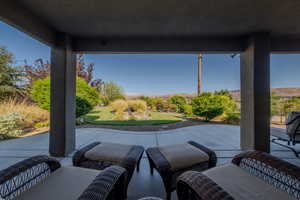 View of patio / terrace with outdoor lounge area