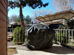 View of patio / terrace with area for grilling