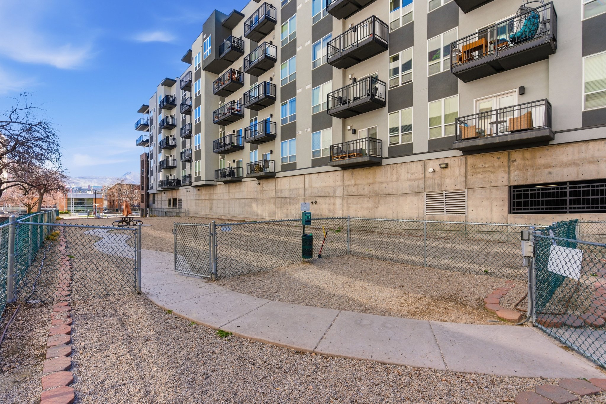 View of apartment building / complex