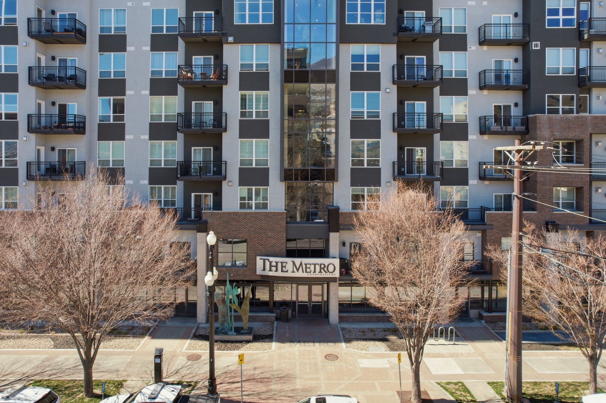 View of apartment building / complex
