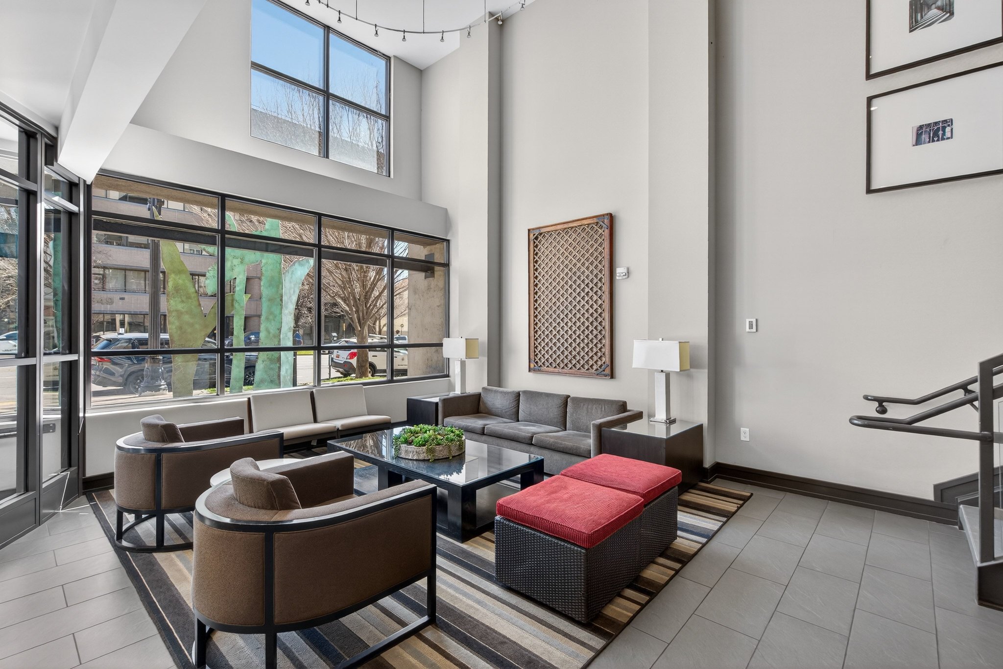 Lobby with a high ceiling