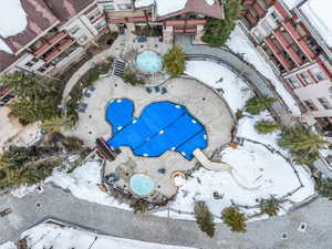 Bird's eye view of a pool area