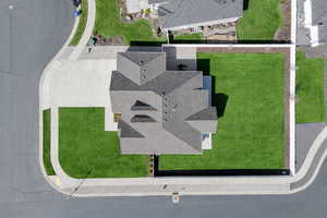 Aerial view of property and surrounding area