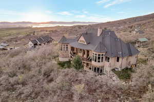 Bird's eye view of a mountainous background