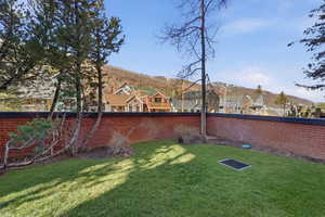 View of yard featuring a residential view