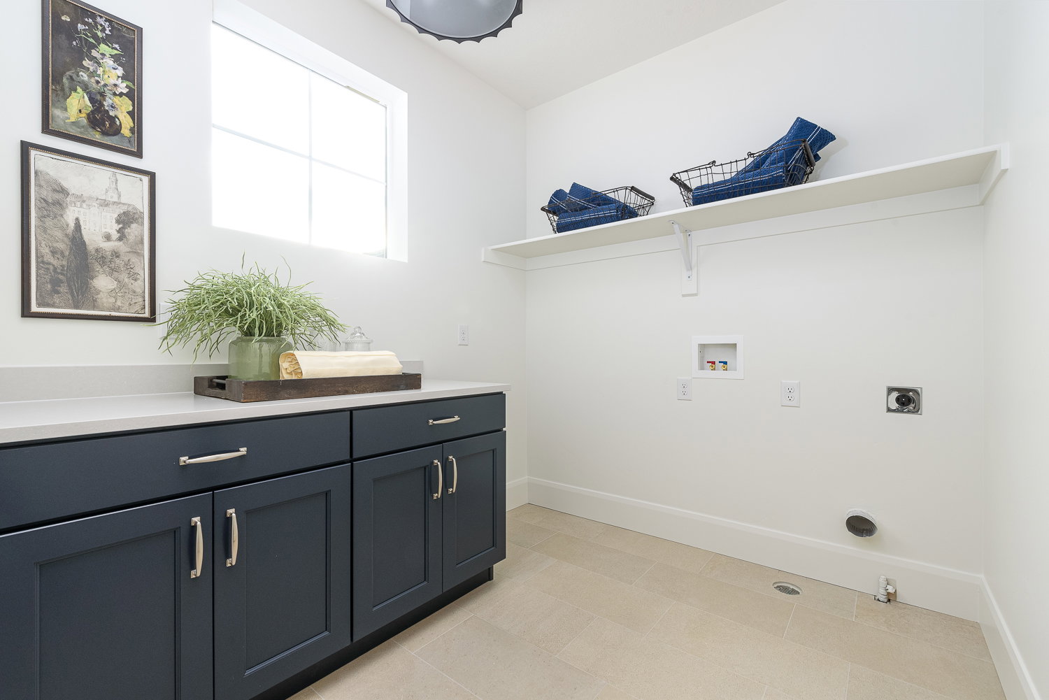 Laundry room featuring washer hookup, electric dryer hookup, hookup for a gas dryer, and cabinet space