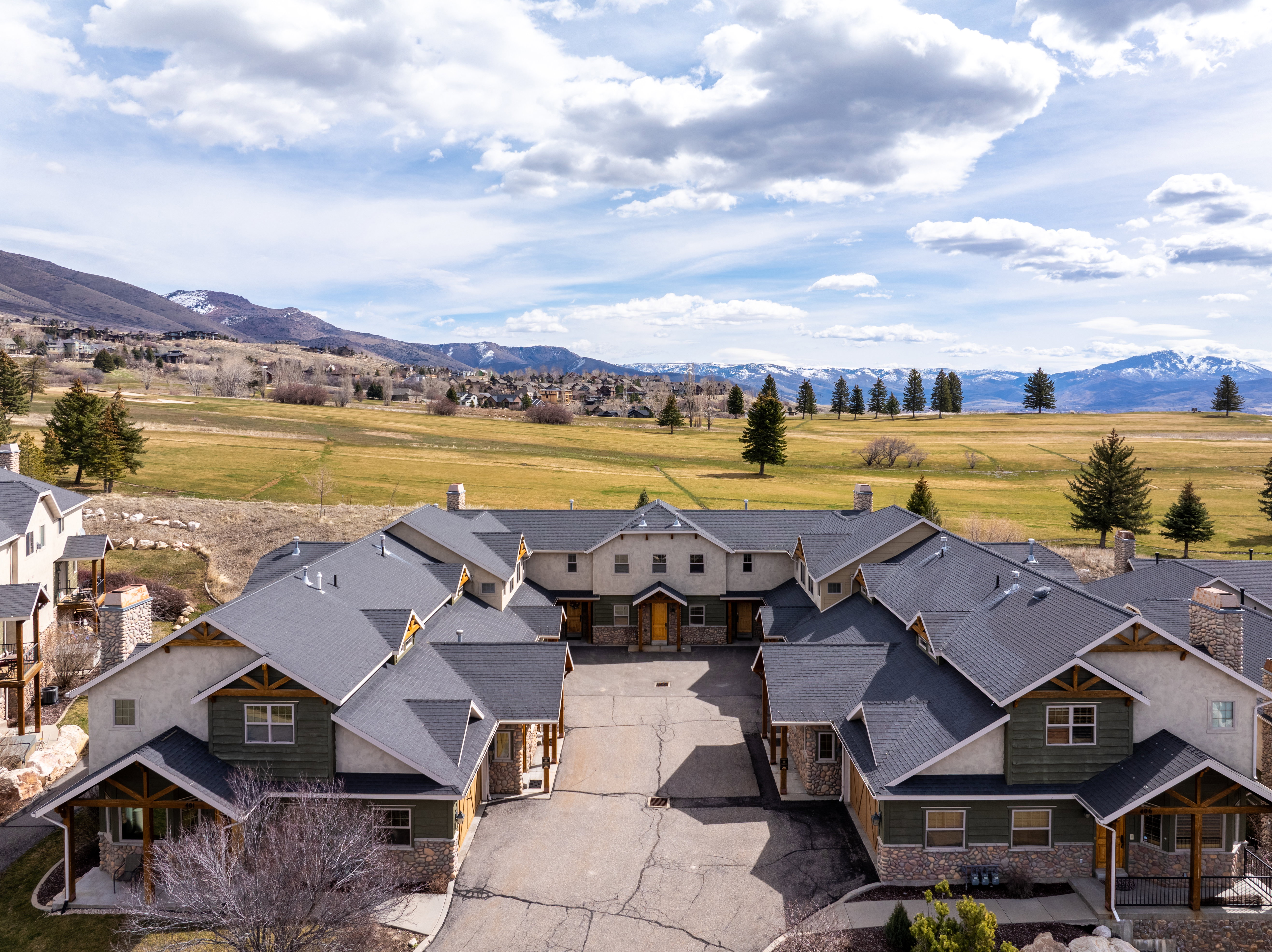 5184 E FAIRVIEW LOOP C404 Eden UT 84310