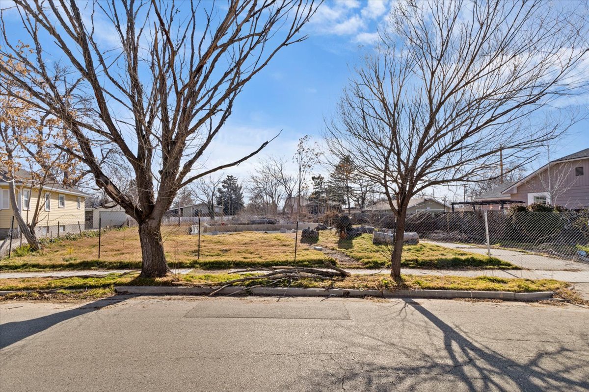 938 E HUDSON AVE Salt Lake City UT 84106
