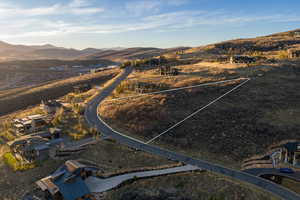 Bird's eye view of a mountainous background