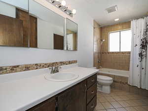 Full Bathroom Upstairs
