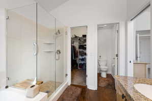 Walk in closet