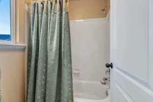 Main family bathroom