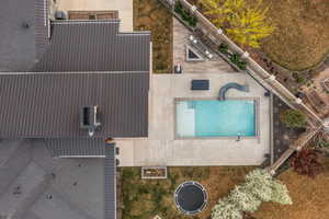 Bird's eye view of a pool area