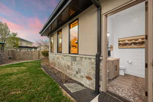 Outdoor Bathroom Connected To Home
