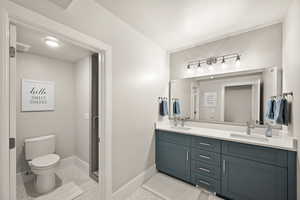 Guest Bathroom 3