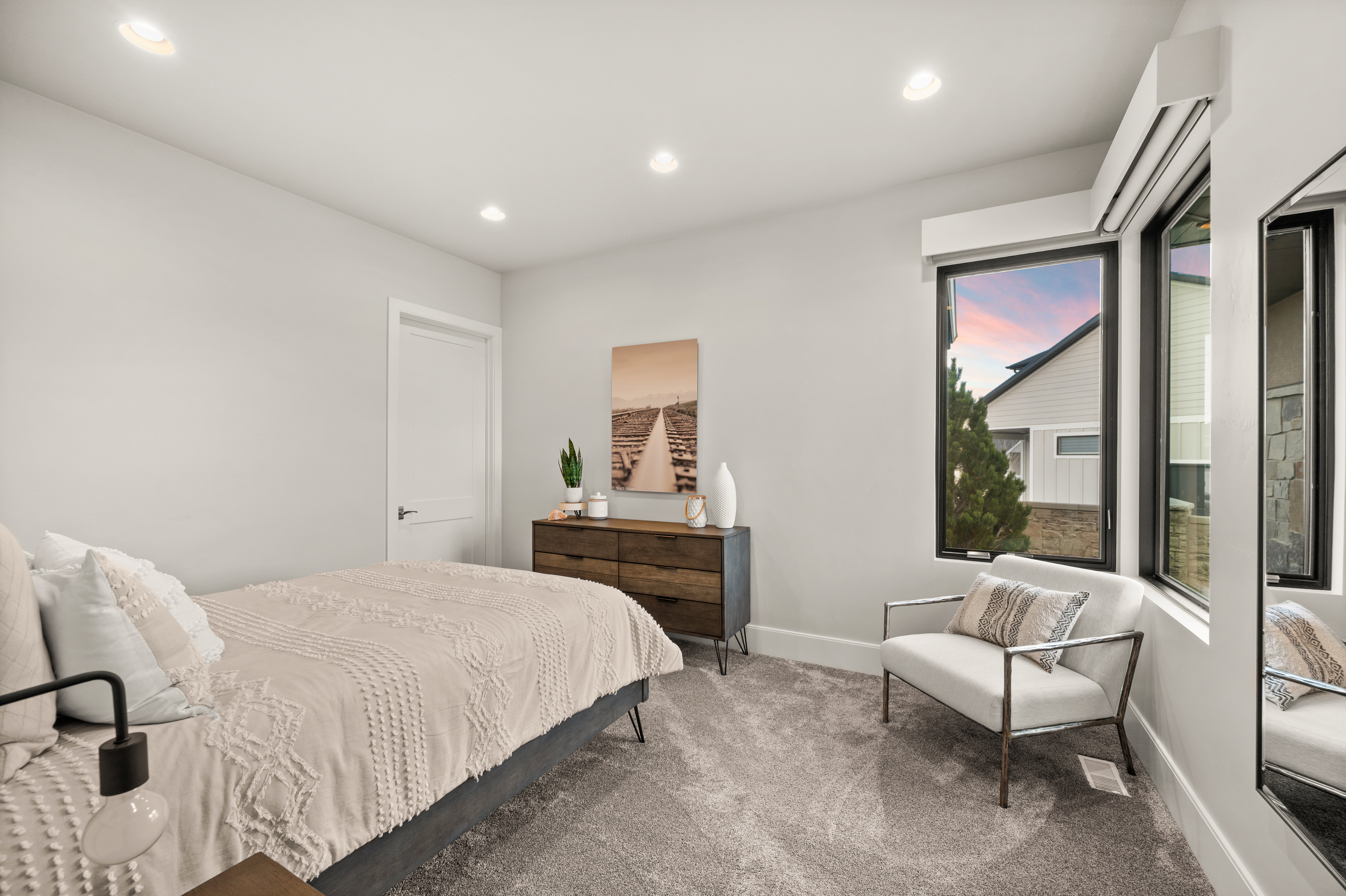 Guest Bedroom 1
