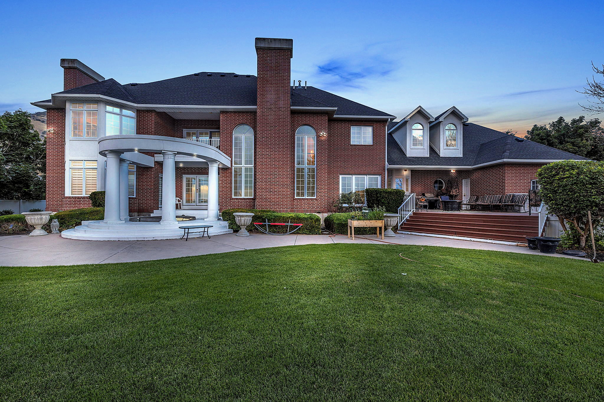 Rear of home, featuring each walkout