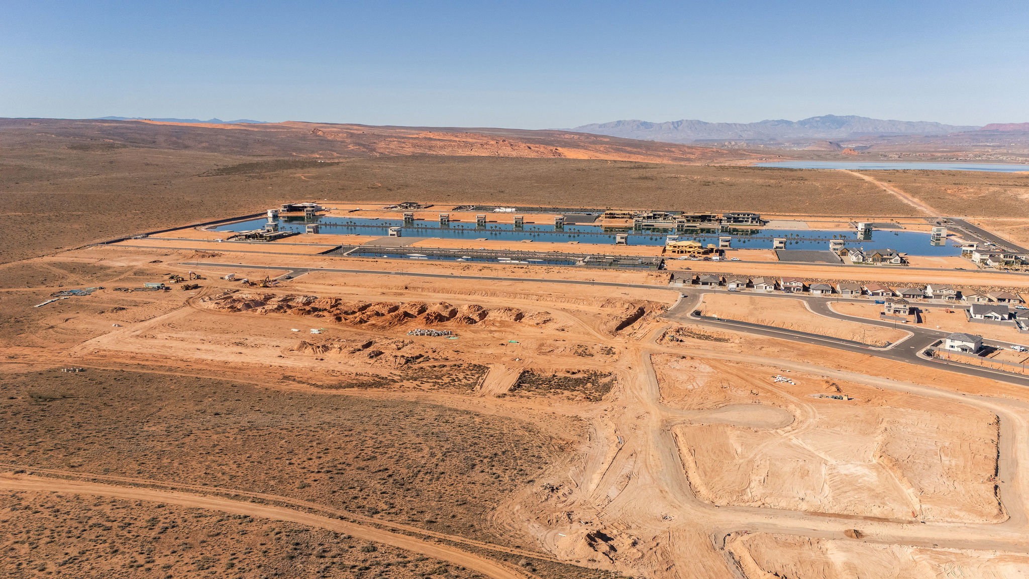 Aerial view of property's location featuring mountains and rural landscape