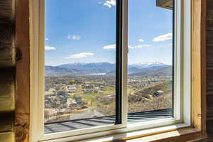 Detailed view of a residential view and a mountainous background