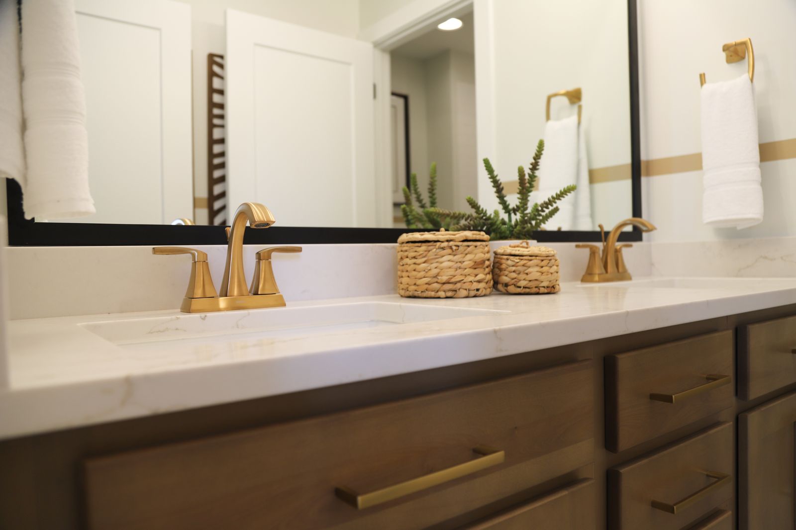 Full bath with double vanity