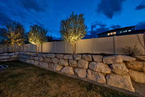 Custom landscaping lighting