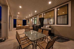 Fantastic outdoor entertaining opportunities in this space!