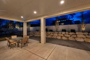 Fantastic outdoor entertaining opportunities in this space!