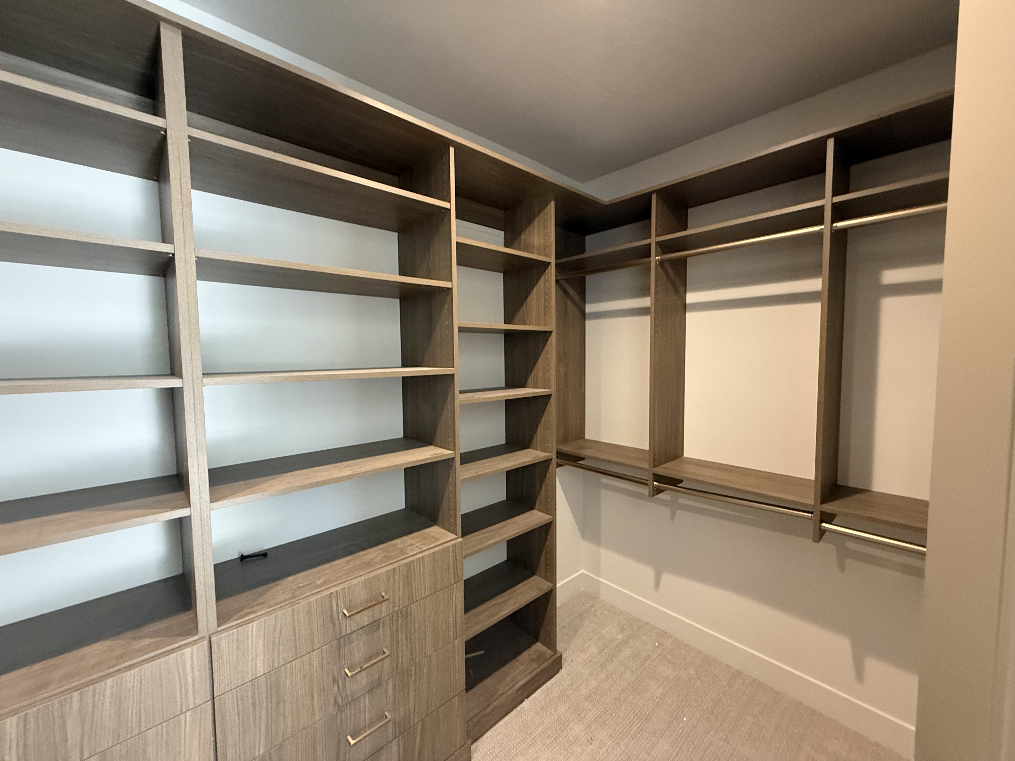 Walk in closet