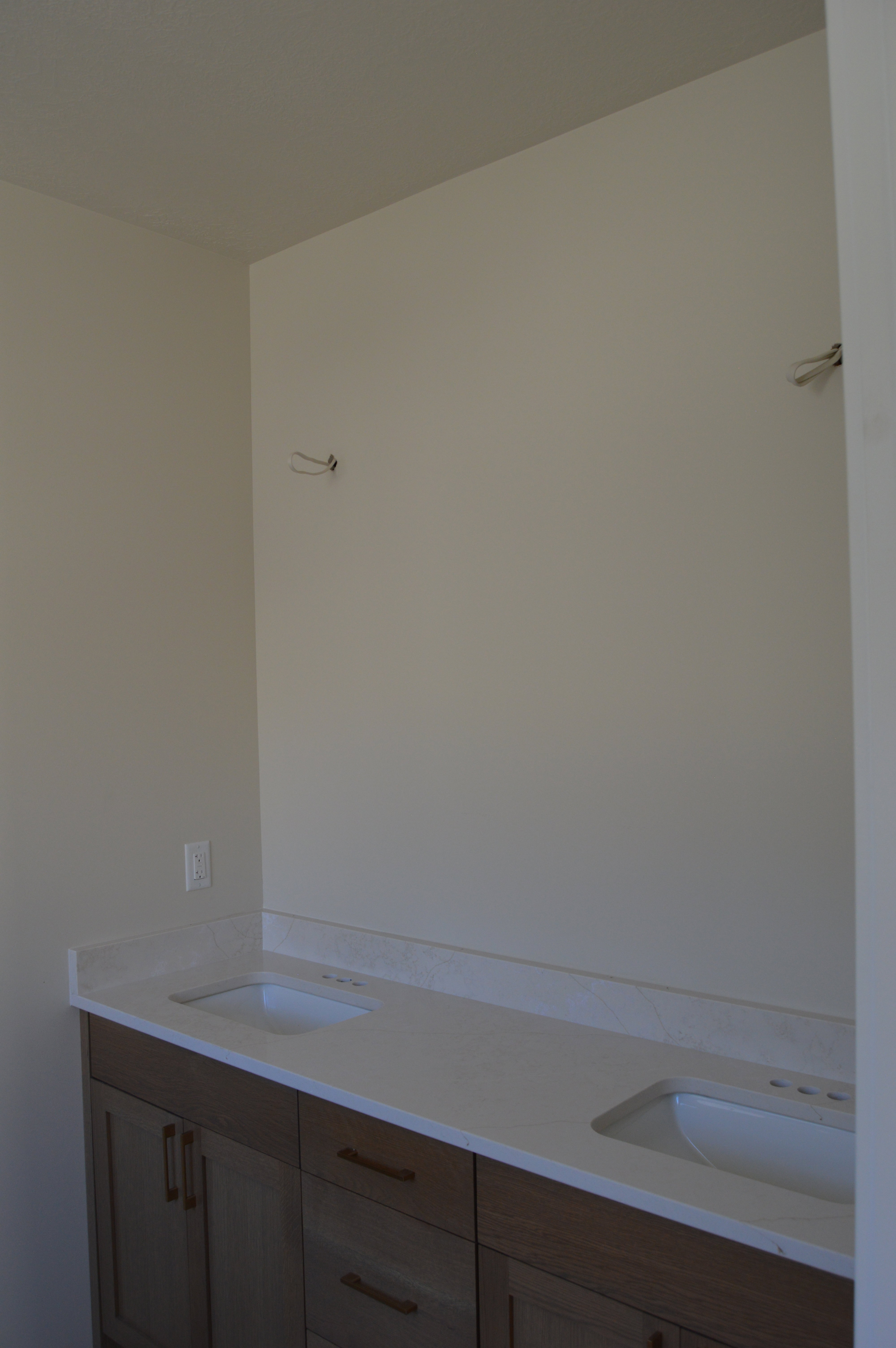 Full bathroom with double vanity